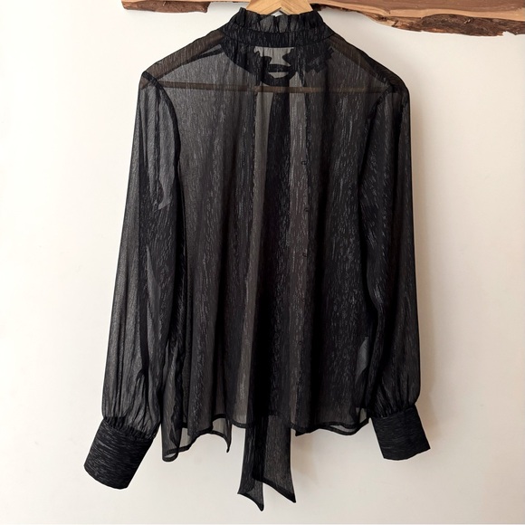 Soaked in Luxury Bowie Blouse - Picture 2 of 9